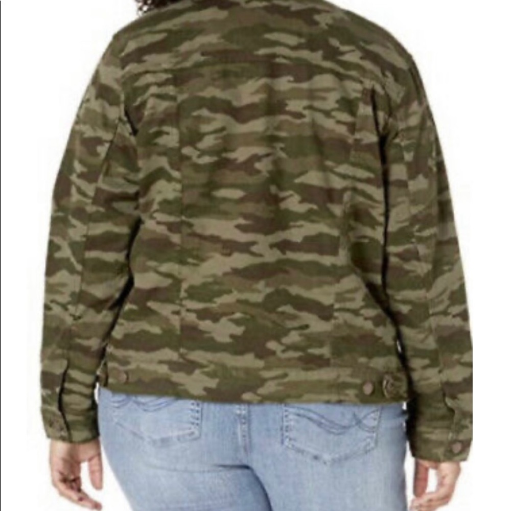 Levi’s Ex Boyfriend Camo Trucker Jacket NWT sz:2X - Picture 9 of 9